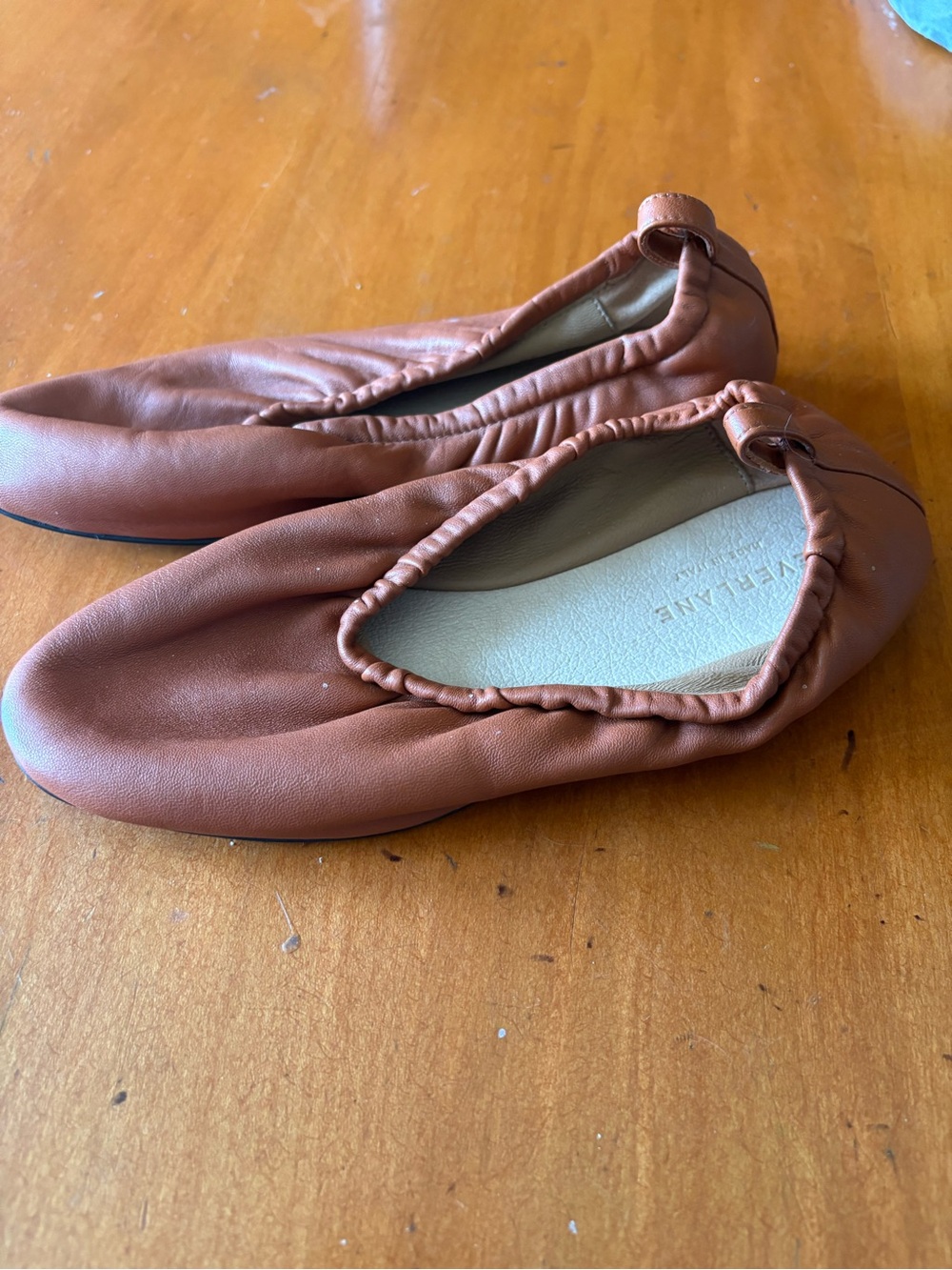 Everlane Scrunch Flats